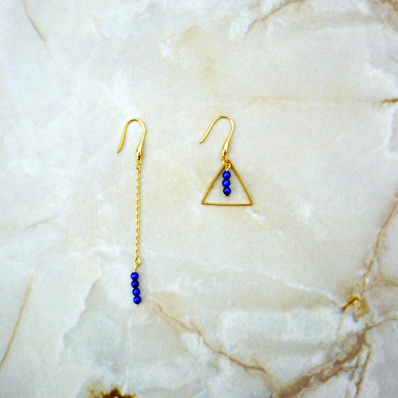 Geometric Asymmetry Blue Beads Light Earrings (Deep Blue) - Earrings & Clip-ons - Gemstone Blue