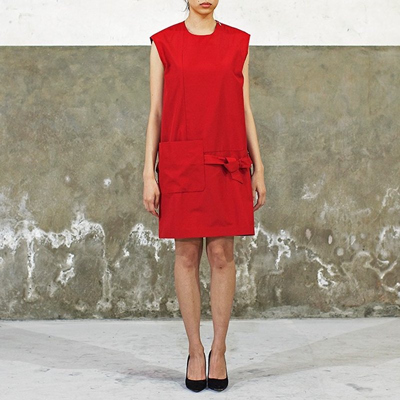 Red Belt Detail Dress - ชุดเดรส - ผ้าฝ้าย/ผ้าลินิน สีแดง