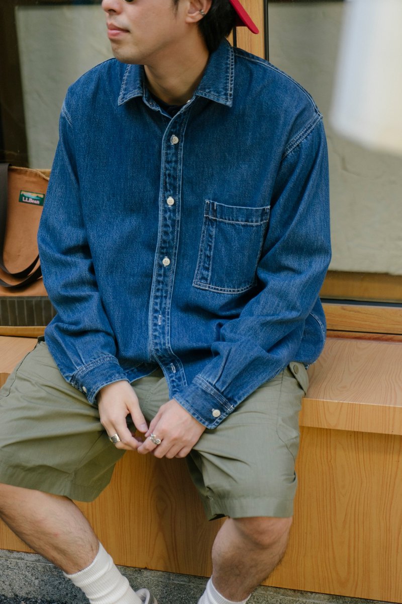 Denim Shirts シティボーイ ウォッシュ加工 レトロ長袖デニムシャツ ヘビーウェイト生地 ワークテイスト ルーズフィット - シャツ メンズ - コットン・麻 ブルー