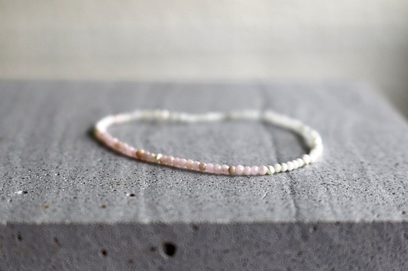 Mini Pink Opal Bracelet Pearl - Just Right - - สร้อยข้อมือ - เครื่องเพชรพลอย สึชมพู