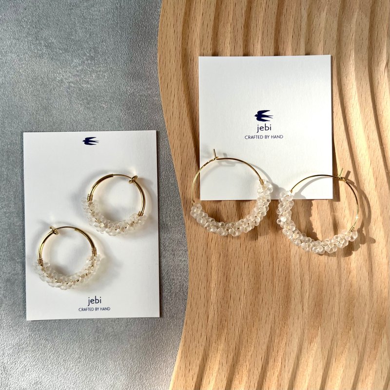 Jewel Hoop 法拉法利琉璃耳圈 - 14KGF / 無耳洞耳夾 - 耳環/耳夾/耳骨夾 - 玻璃 白色