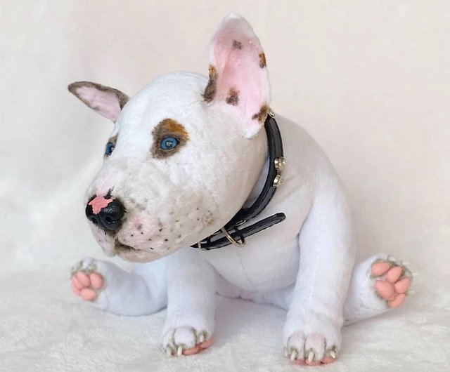 ブルテリアの子犬、リアルなおもちゃ - ショップ NatalyaPushkarevaToy