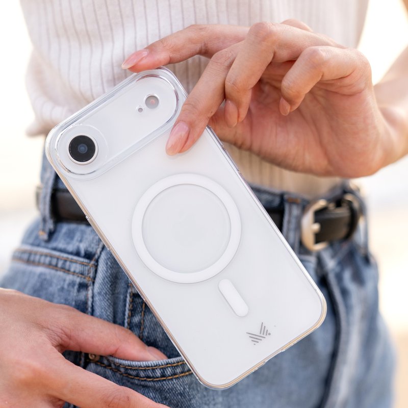 ESSENTIALS Slim | iPhone 17 超薄防摔軟膠邊兼容 MagSafe 手機 - 其他 - 聚酯纖維 透明