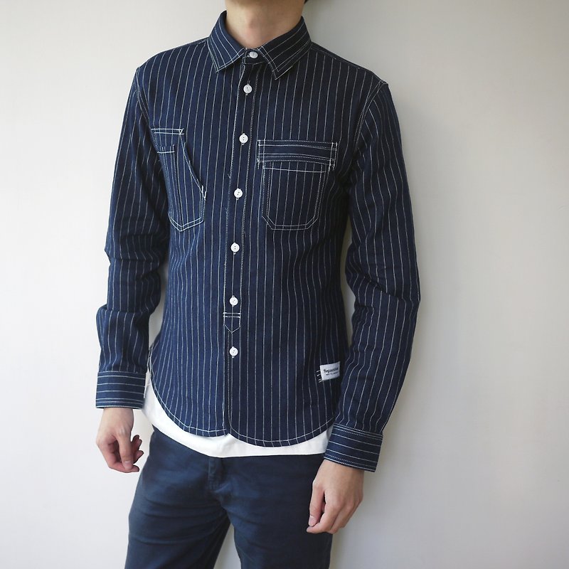 Denim jeans shirt jacket / autumn / couple models / - เสื้อเชิ้ตผู้ชาย - ผ้าฝ้าย/ผ้าลินิน สีน้ำเงิน