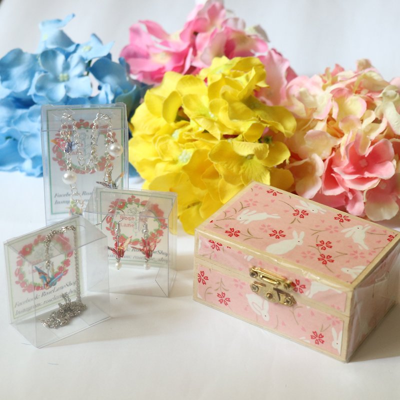 Goody Bag - Lucky Box Set - Sakura Rabbit with 3 boxes of crane accessories (Random Pattern) - Storage - Wood Pink