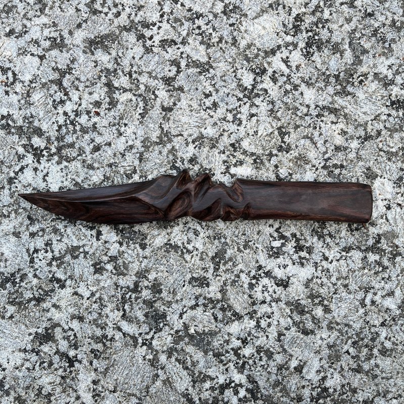 我販劍　妖刀　賅魚　藝術木刀　手工木劍　匕首　魔劍紙鎮 - 擺飾/家飾品 - 木頭 黑色
