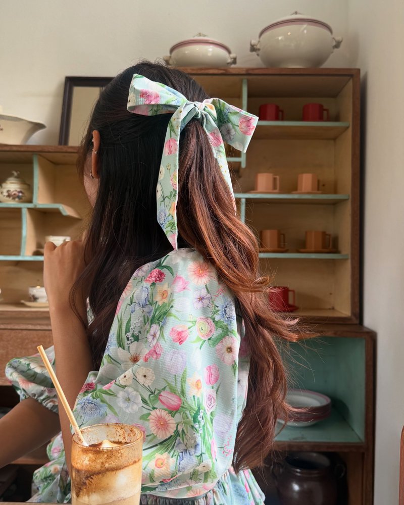 Flower twilly scarf :mint lady - 絲巾 - 聚酯纖維 綠色