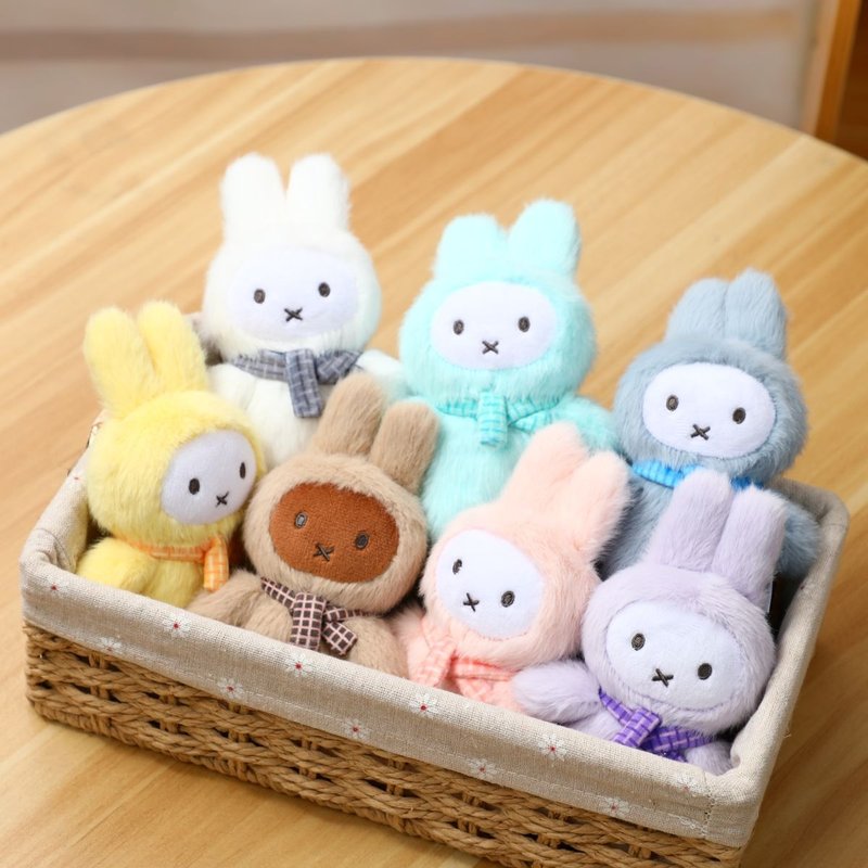 VIPO miffy 2025 毛毛鎖匙扣 (隨機包裝) MIF37474 - 鑰匙圈/鑰匙包 - 棉．麻 