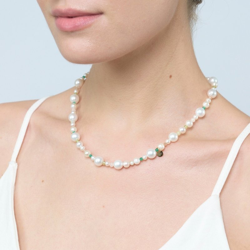 粉綠珍珠項鍊 925銀厚鍍18K金 Bauble Pearl Necklace - 項鍊 - 珍珠 金色