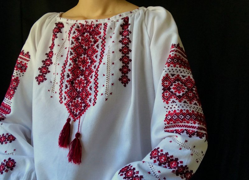烏克蘭手工刺繡上衣 - 女上衣/長袖上衣 - 棉．麻 