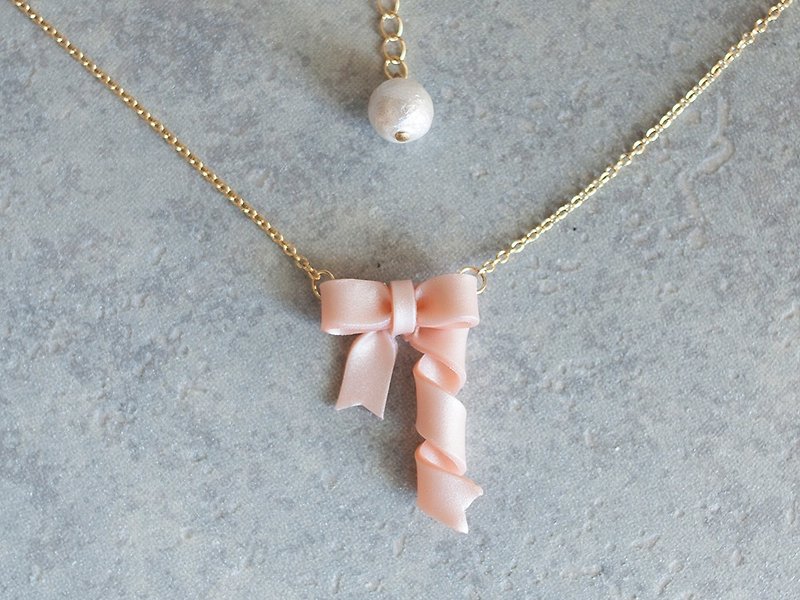 Ribbon necklace / pink - สร้อยคอ - ดินเหนียว สึชมพู