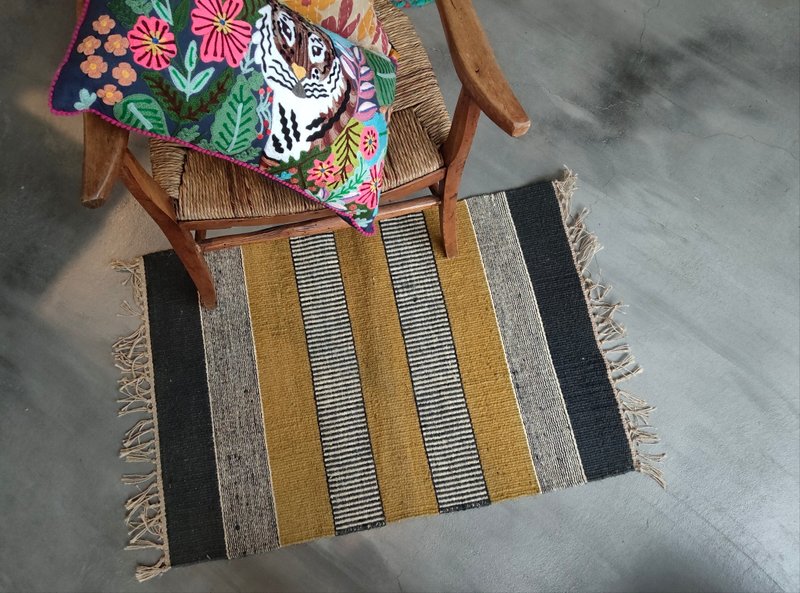 Classic Turmeric│Farm Linen Rug│ - พรมปูพื้น - ผ้าฝ้าย/ผ้าลินิน 