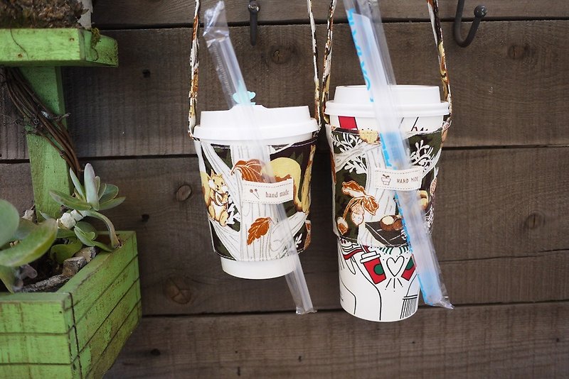 Drink bag ~ squirrels - ถุงใส่กระติกนำ้ - ผ้าฝ้าย/ผ้าลินิน 