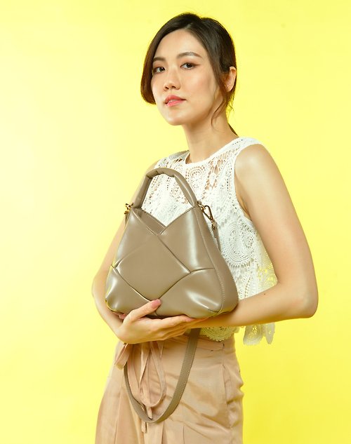 RBRK Designer handbag & Accessories 維多利亞風工藝手工包 Charlotte 迷你單肩/手挽包 咖啡色