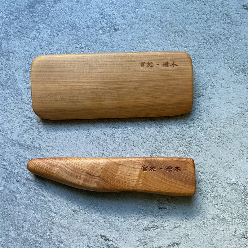 Taiwanese cypress scraping board and acupoint massage stick set number C86 - Other - Wood Brown