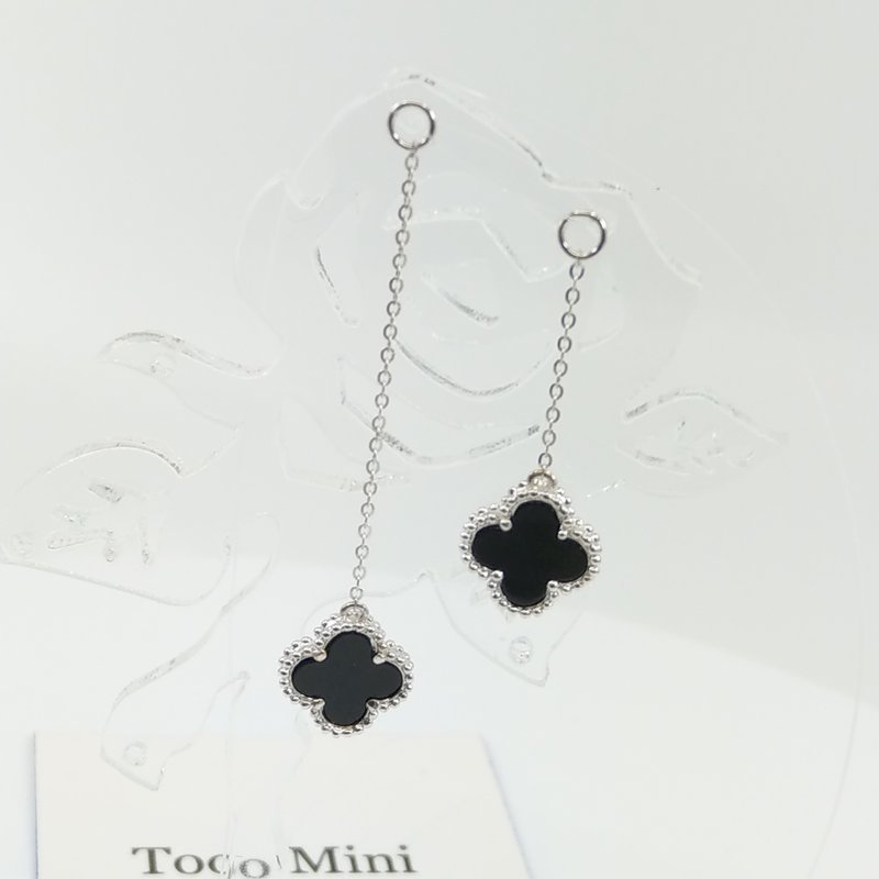 Mini Clover 18K Gold Earrings Charm (Black Agate) - ต่างหู - คริสตัล สีดำ