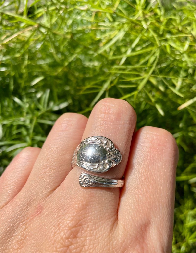 Vintage Sterling Silver Spoon Handle Ring - แหวนทั่วไป - เงิน 