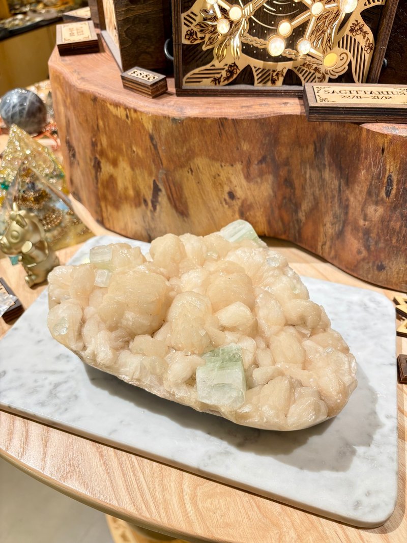 沸石魚眼石共生 一圖一物 能量水晶 原石 原礦 家居能量 水晶淨化 - 擺飾/家飾品 - 石頭 多色