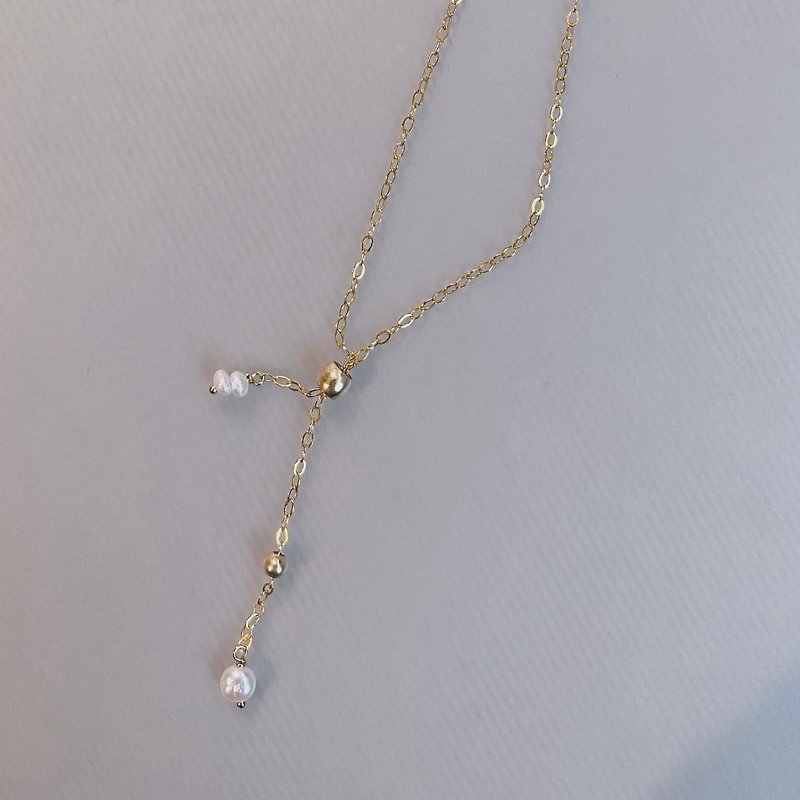 14K gold filled pearl necklace_ Gigi 14KGF necklace - สร้อยคอ - ไข่มุก ขาว