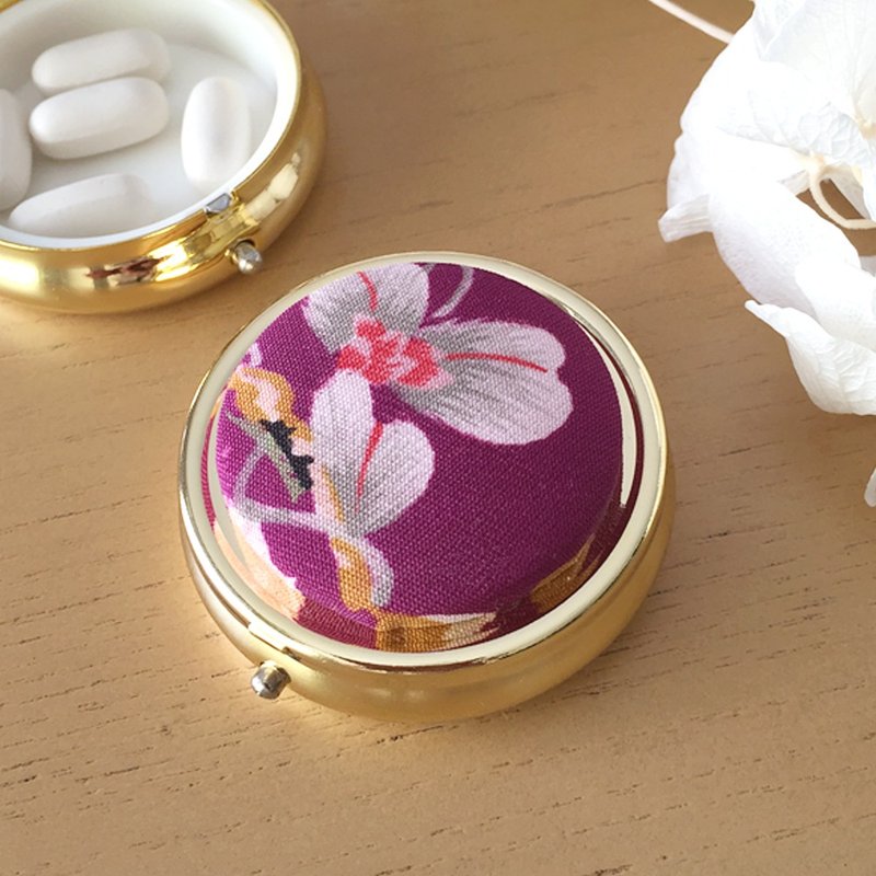 Pillbox with Japanese Traditional pattern, Kimono - Gold - Storage - Other Metals Gold