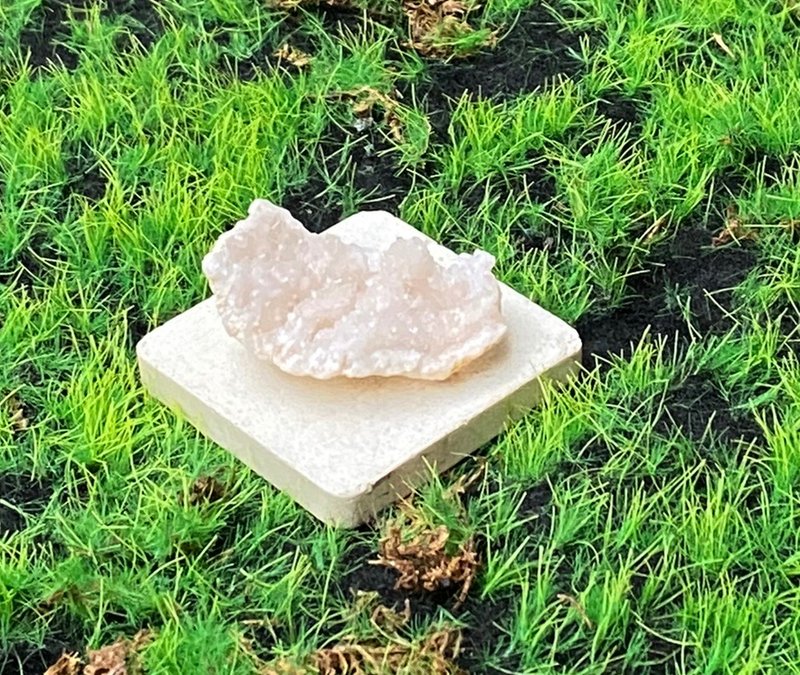 瑪瑙白晶花球片| 天然水晶礦石| 招財開運 淨化磁場 | 快速出貨 - 擺飾/家飾品 - 水晶 白色