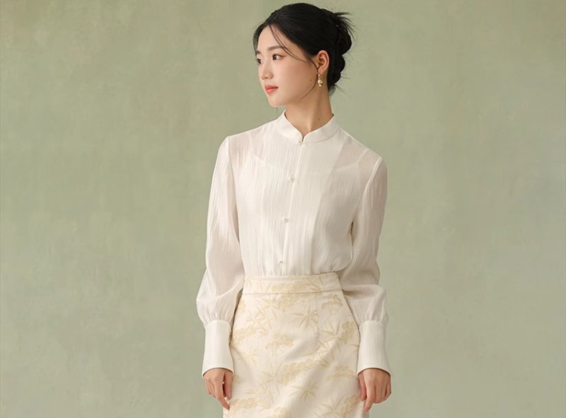 月當聽 新中式復古風 不規則上衣/背心/半裙 - 女上衣/長袖上衣 - 絲．絹 白色
