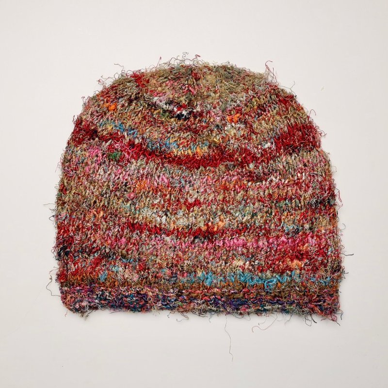 Artistic knitted melon skin hat Indian silk miscellaneous thread colorful gradient hand-knitted hat - red impression - หมวก - ไฟเบอร์อื่นๆ สีแดง