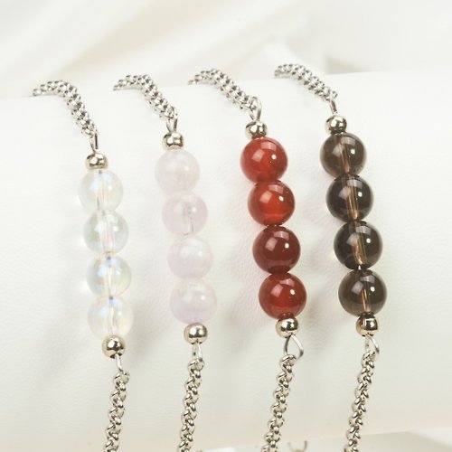 Sense Jewel Bracelet with 4 auspicious Stone, stainless steel chain, round chain pattern, enhancing auspiciousness.