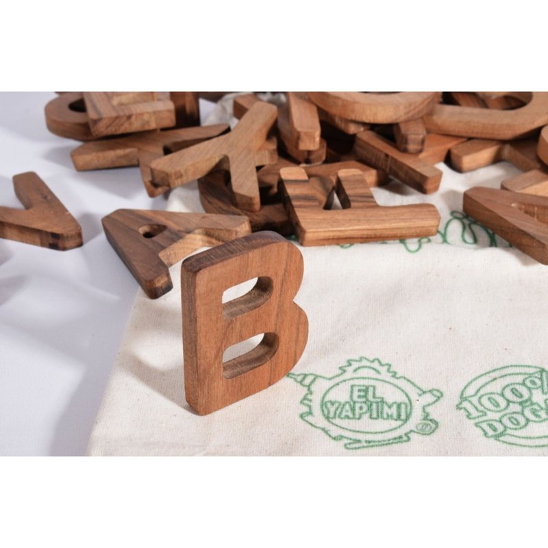 Wooden Walnut Letter Set, Children's Birthday Gift, Montessori Toy - 寶寶/兒童玩具/玩偶 - 木頭 咖啡色