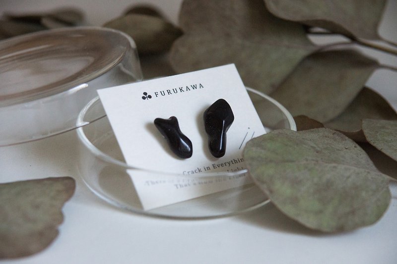 CRACK | Mineral Earrings | EARRINGS - Earrings & Clip-ons - Jade Black