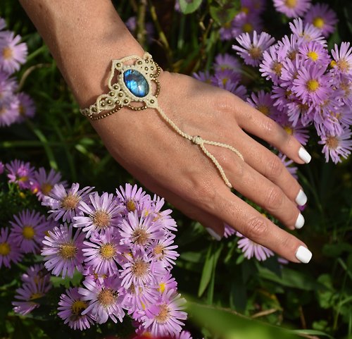 SARINAS labradorite ring bracelet, white boho jewelry, bohemian amethyst bracelet