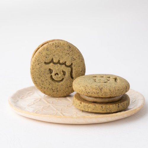 Myaa Sweets 様　パイナップルクッキーサンドのキーホルダー Myaa Sweets 様 パイナップルクッキーサンドのキーホルダー