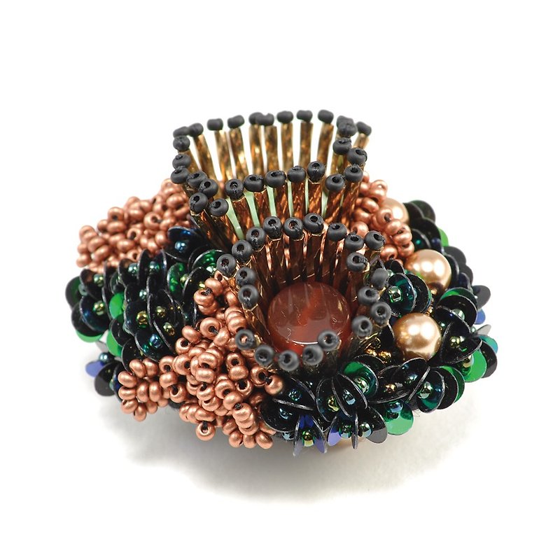 胸針 copper and green circle beads brooch brooch, statement and sparkly brooch  6 - 胸針 - 塑膠 金色