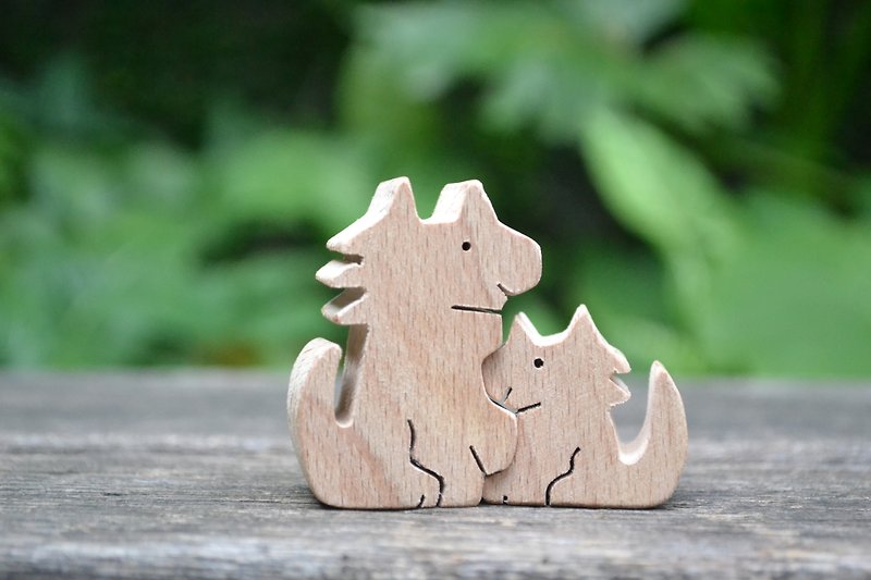 Is a dog or dragon? ★ small wooden handmade - Items for Display - Wood 