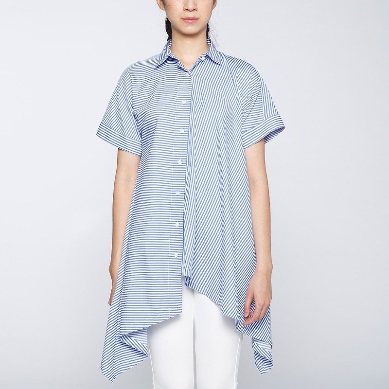[Summer Selected Clearance] Collagen Asymmetric Umbrella Blouse-Blue - Women's Shirts - Cotton & Hemp Blue