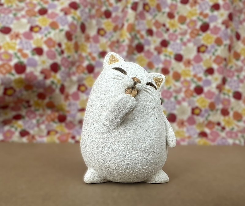 Perfect Baby Meow Healing Goods Taiwan Designed and Created Small Pottery Meow Series - Greedy Ghost - ของวางตกแต่ง - ดินเผา 