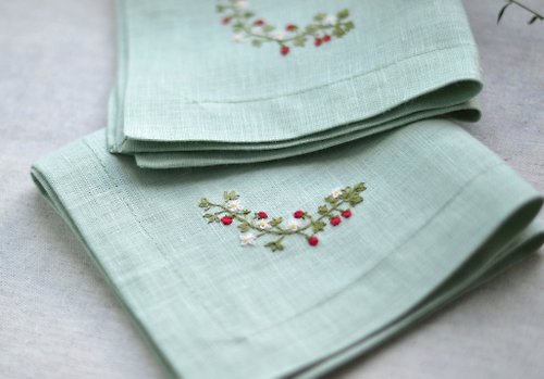 Purple hand embroidered linen napkins, floral cloth napkins, dinner napkins  45cm - Shop HareinHands Place Mats & Dining Décor - Pinkoi