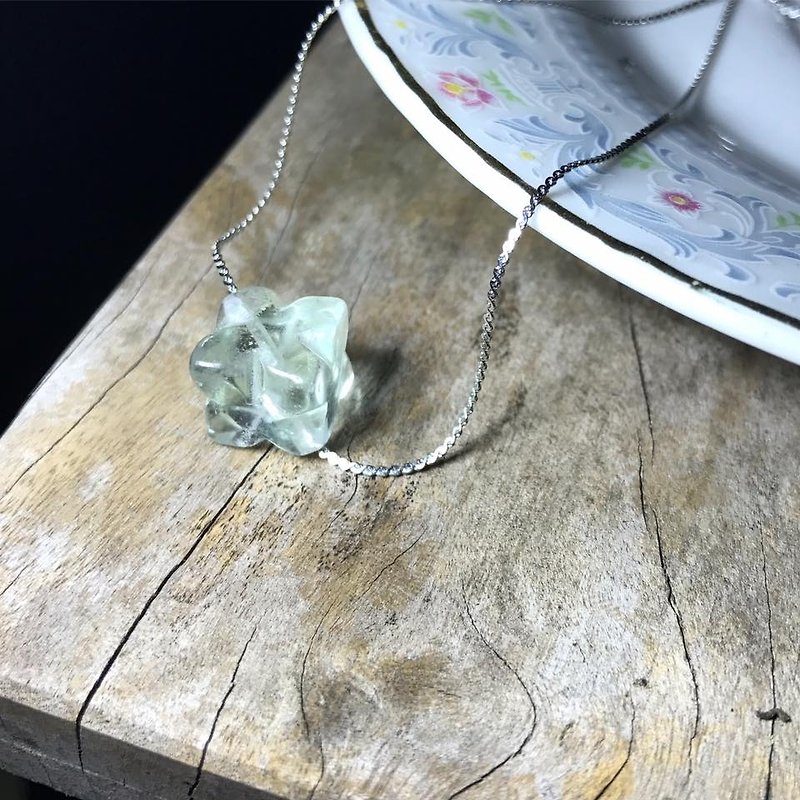 【Lost And Find】Natural fluorite mini candy necklace - Necklaces - Gemstone Green