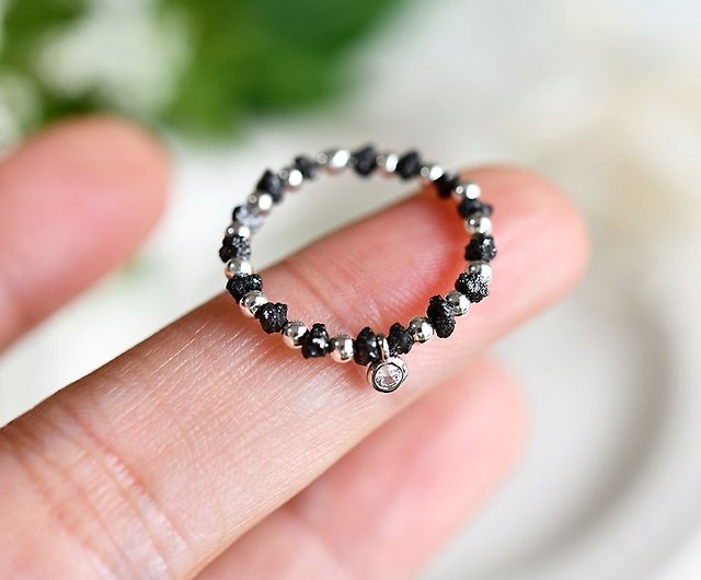 10kピンクゴールド 小指 指輪 一粒 ブラックダイヤモンド(黒ダイヤ) 4月の誕生石 クロス デザイン