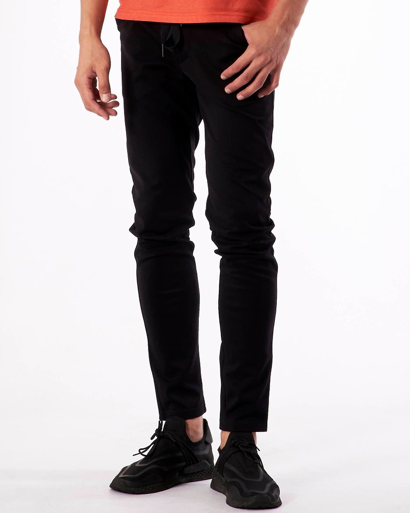 Knitted black trousers - กางเกงขายาว - วัสดุอื่นๆ สีดำ