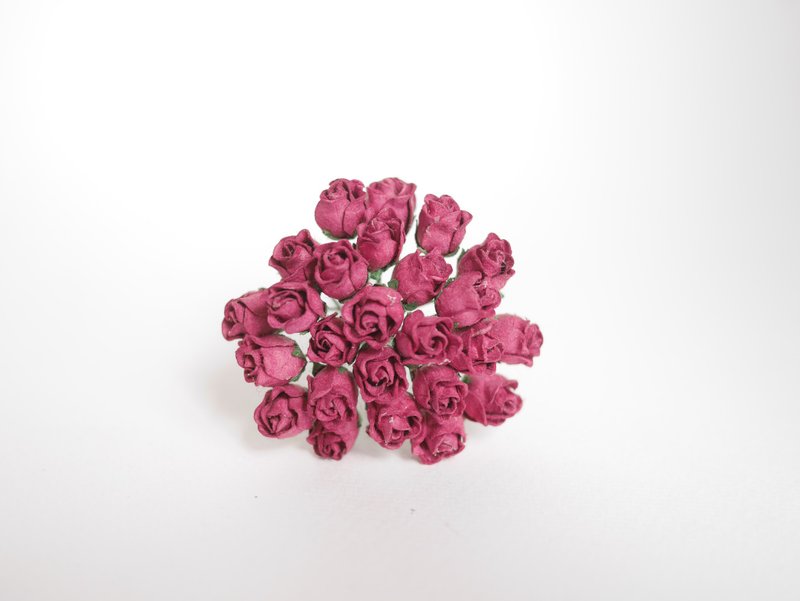 Paper flower, 25 pieces, size 1 x1.2  cm. budding rose flower, red wine color. - 其他 - 紙 紅色