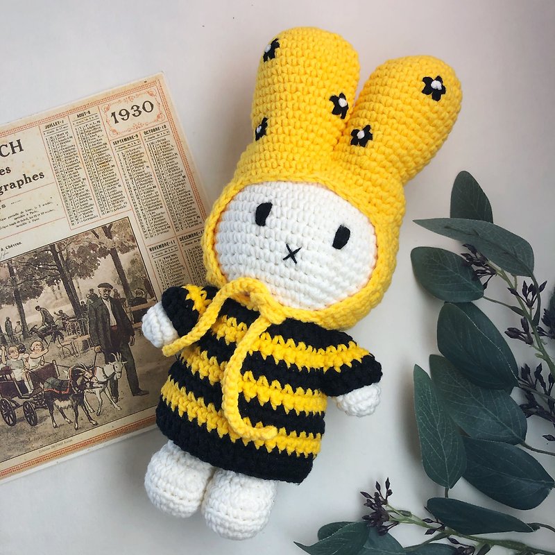 Miffy ผ้าฝ้ายแท้ Miffy Rabbit Bee เดรสลายทางสีเหลือง + หมวกกระต่ายสีเหลือง - ตุ๊กตา - ผ้าฝ้าย/ผ้าลินิน สีเหลือง