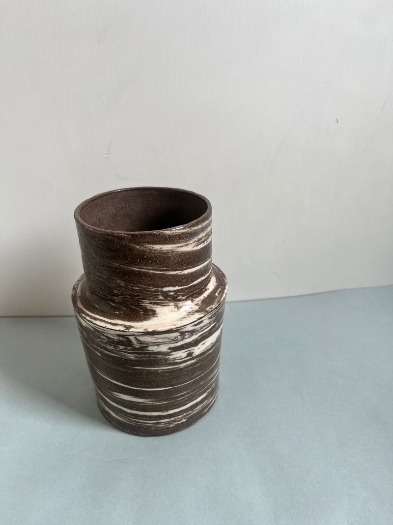Vase - Mixed Clay - 花瓶/花器 - 陶 黑色