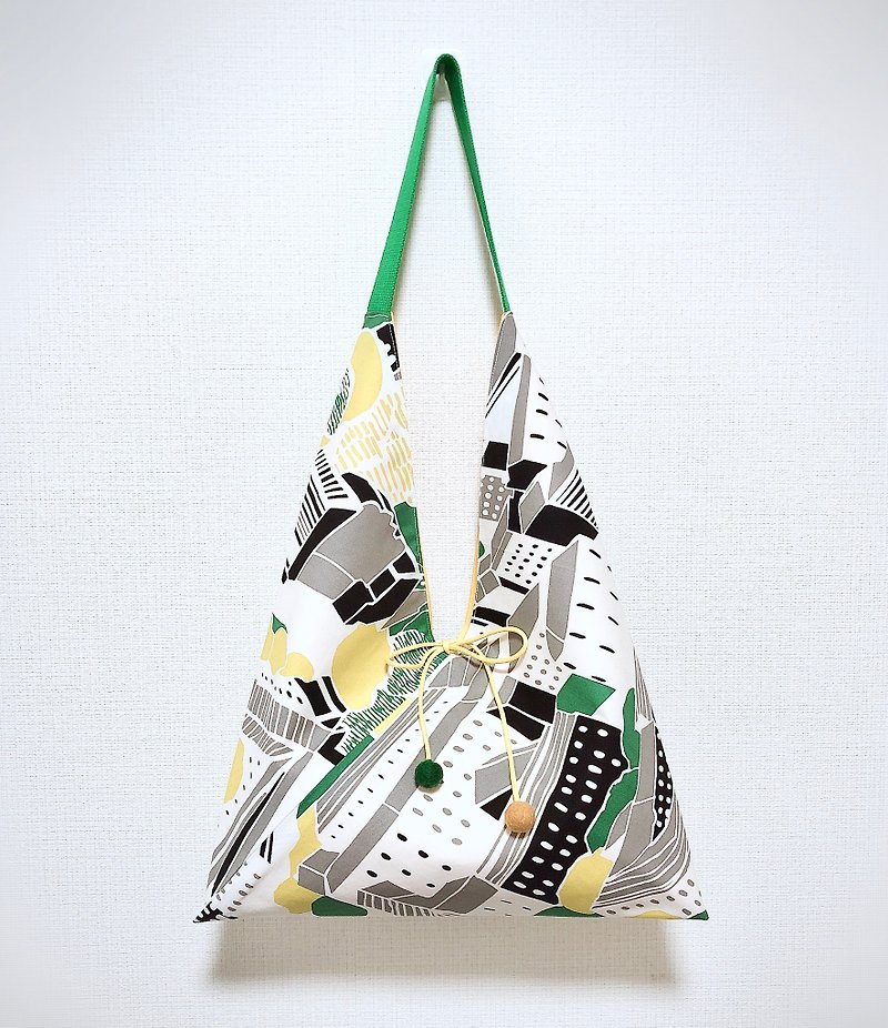 日式粽形側背包/大尺寸/黃綠幾何/黃素 - 側背包/斜孭袋 - 棉．麻 黃色