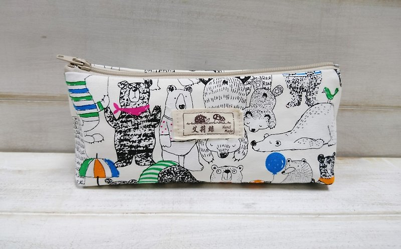 White Happy Bear Pencil Bag - Storage Bag - กล่องดินสอ/ถุงดินสอ - ผ้าฝ้าย/ผ้าลินิน ขาว