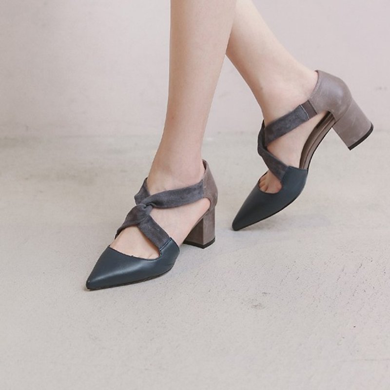 Twisted Ballet with Staggered Pointed Leather Chunky Heels Blue Grey - Sandals - Genuine Leather Blue
