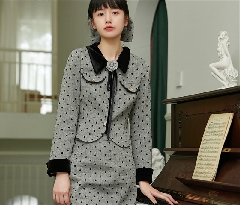 【芝麻灰灰】法式復古少女/上衣/半裙 - 洋裝/連身裙 - 其他材質 灰色