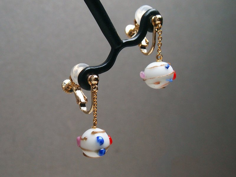 #GE265 Murano Wedding Cake Glass Beads Earring - ต่างหู - แก้ว ขาว