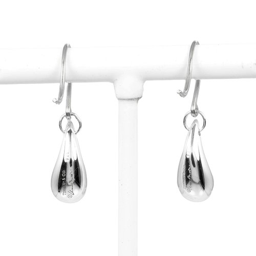 Tiffany & Co. 925シルバー ドロップ型ピアス 日本直送】ティファニー TIFFANY&Co. ティアドロップ ピアス