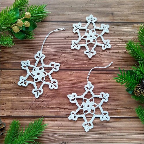 Berzore Small crochet snowflake pattern, Christmas snowflake decorations, 聖誕雪花, 聖誕飾品